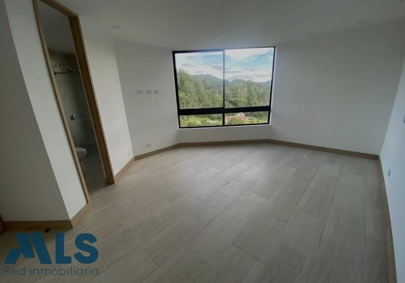 Apartamento en venta en V. Villa Elena, Oriente Antioqueño, El Retiro — foto 1 de 18