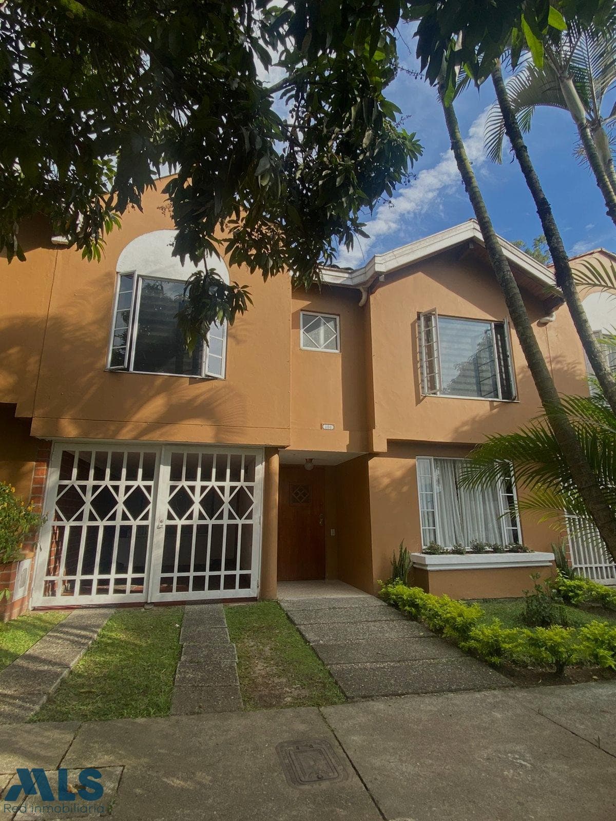 Casa en venta en Loma Del Escobero, Aburra Sur, Envigado — foto 1 de 17