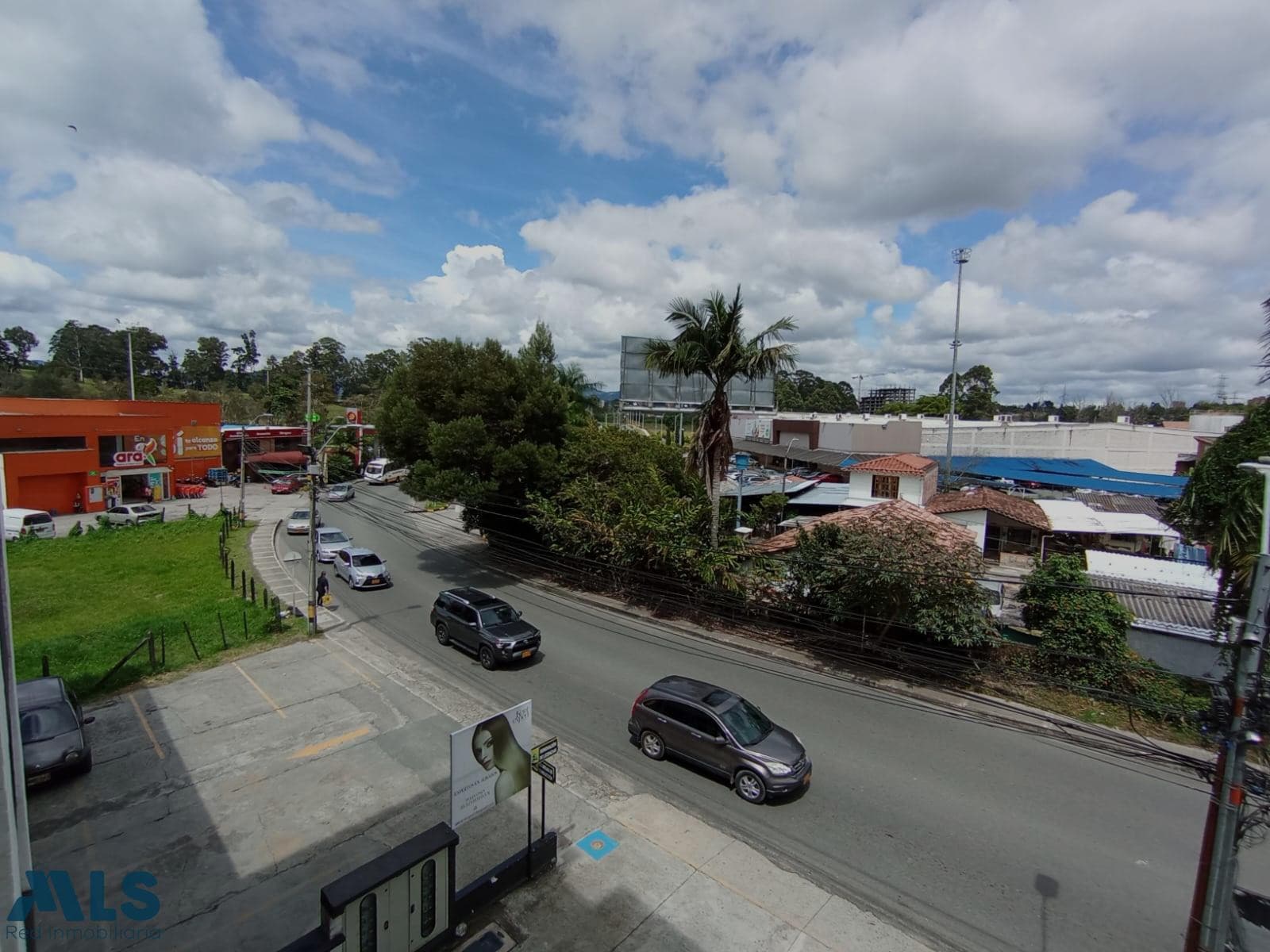 Oficina en venta en Corredor San Antonio La Ceja (Rionegro), Oriente Antioqueño — foto 1 de 11