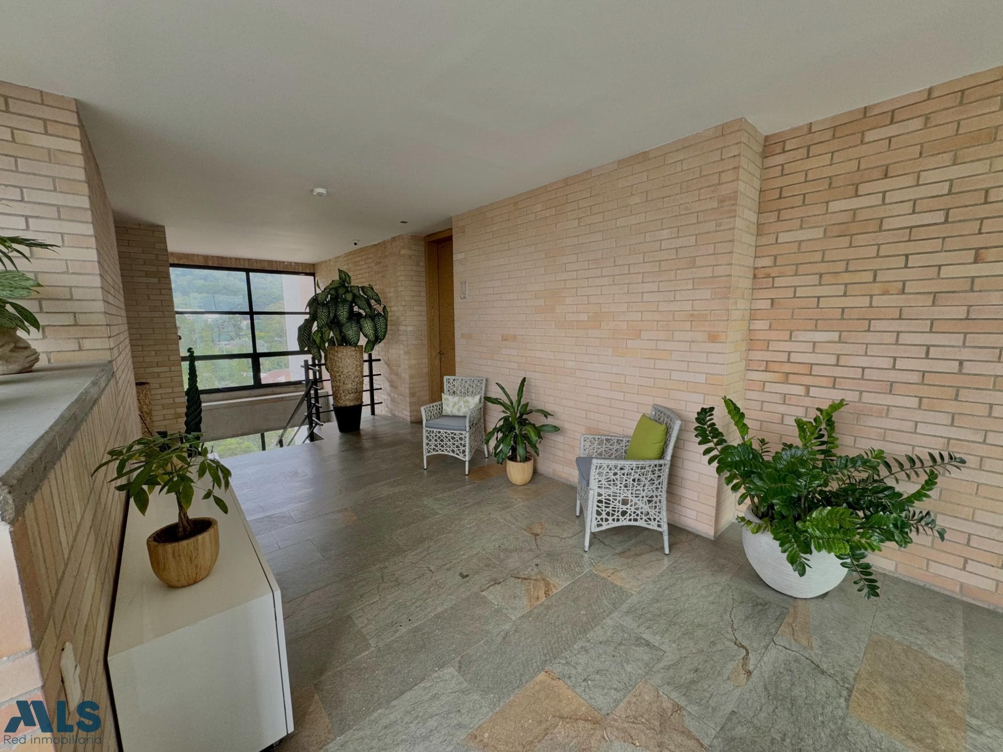 Apartamento en venta en Los Balsos Nº 1, Poblado, Medellín — foto 1 de 25