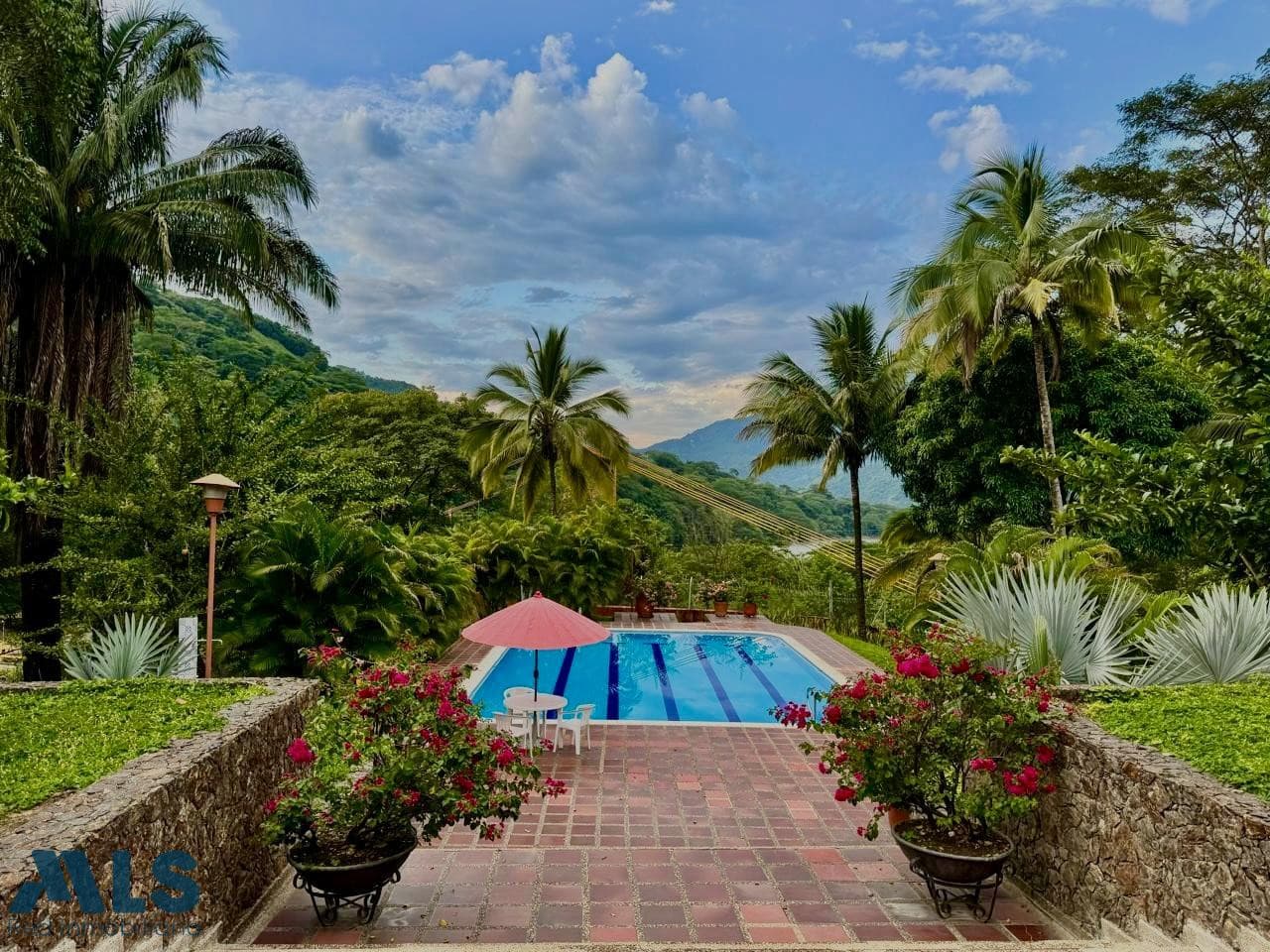 Finca Recreativa en venta en C., Otras Zonas, Bolombolo — foto 1 de 11