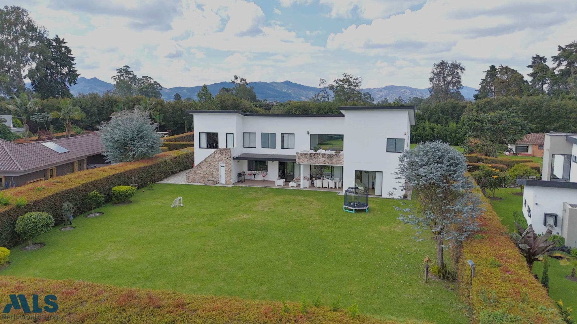 Casa en venta en Llanogrande, Oriente Antioqueño, Rionegro — foto 1 de 30