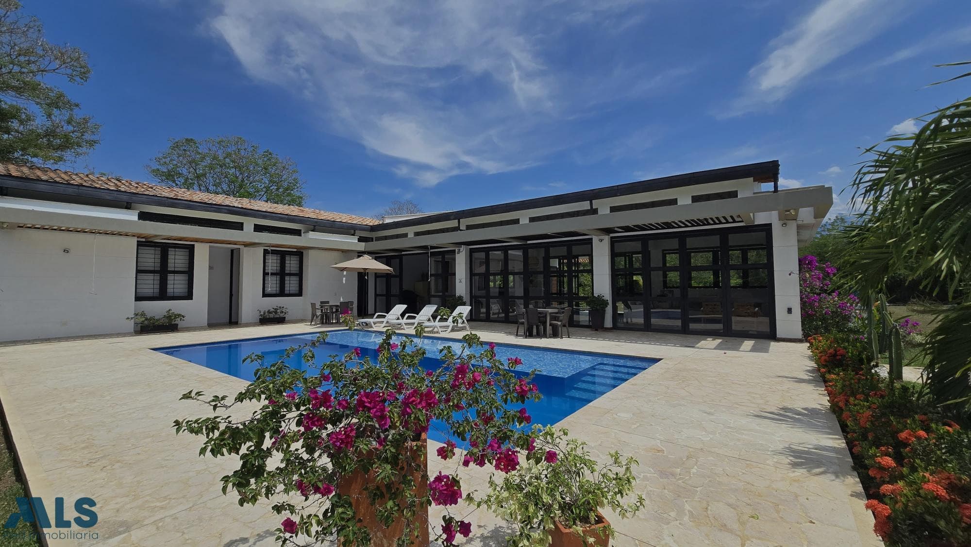 Finca Recreativa en venta en V. Obregón, Occidente Antioqueño, Santa Fe De Antioquia — foto 1 de 20