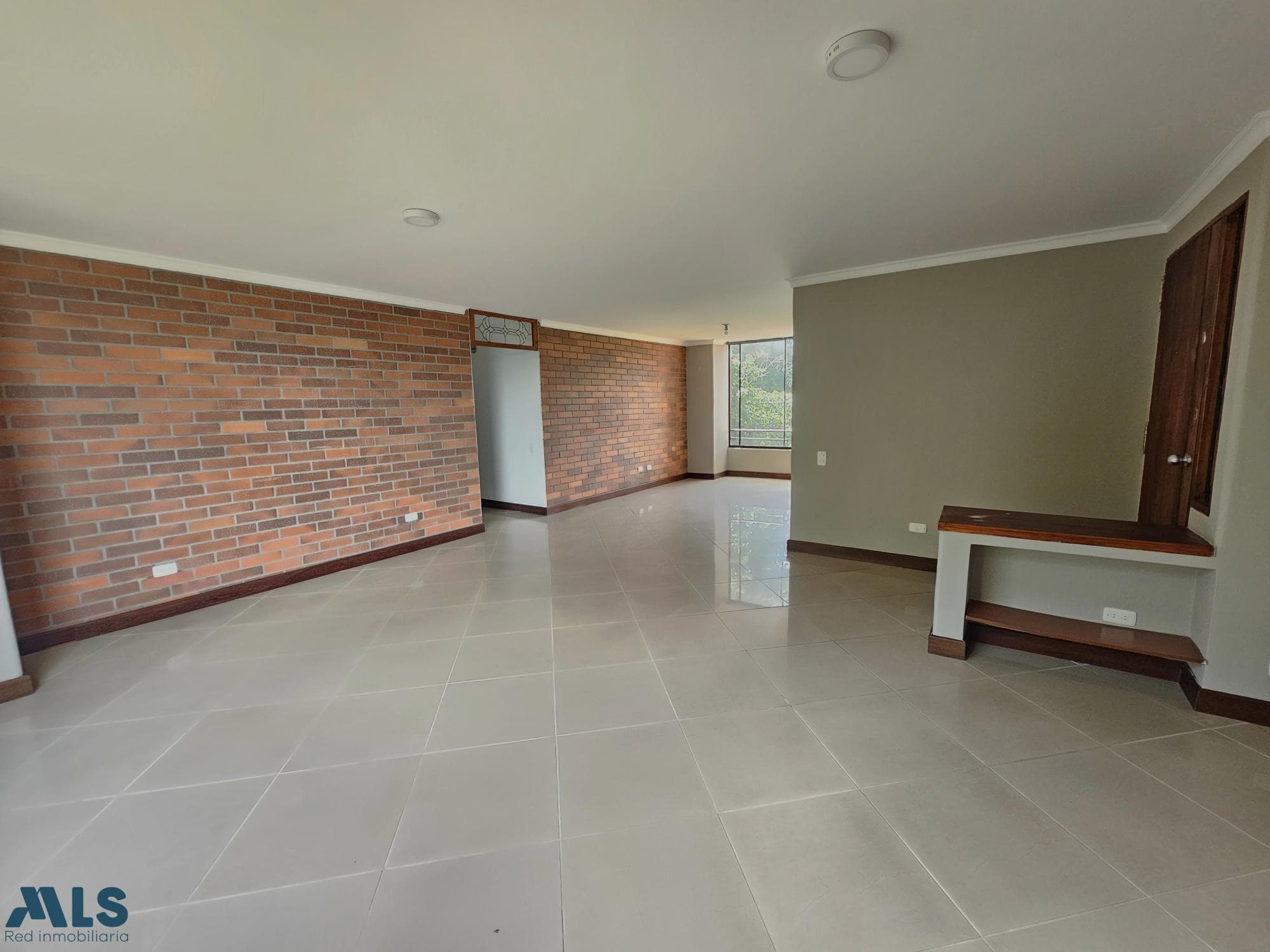 Apartamento en venta en San Lucas, Poblado, Medellín — foto 1 de 28