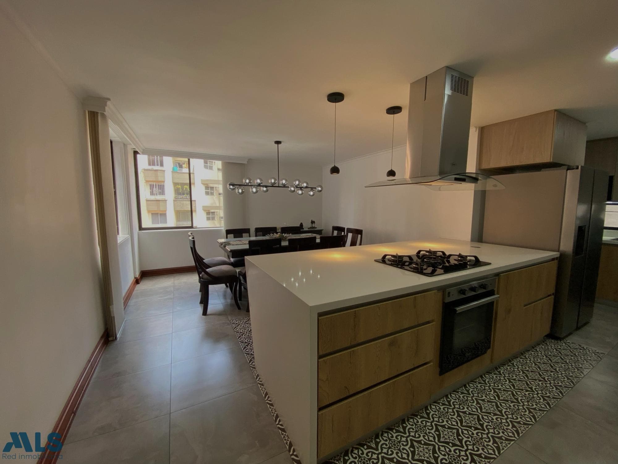 Apartamento en venta en Laureles, Medellín — foto 1 de 38