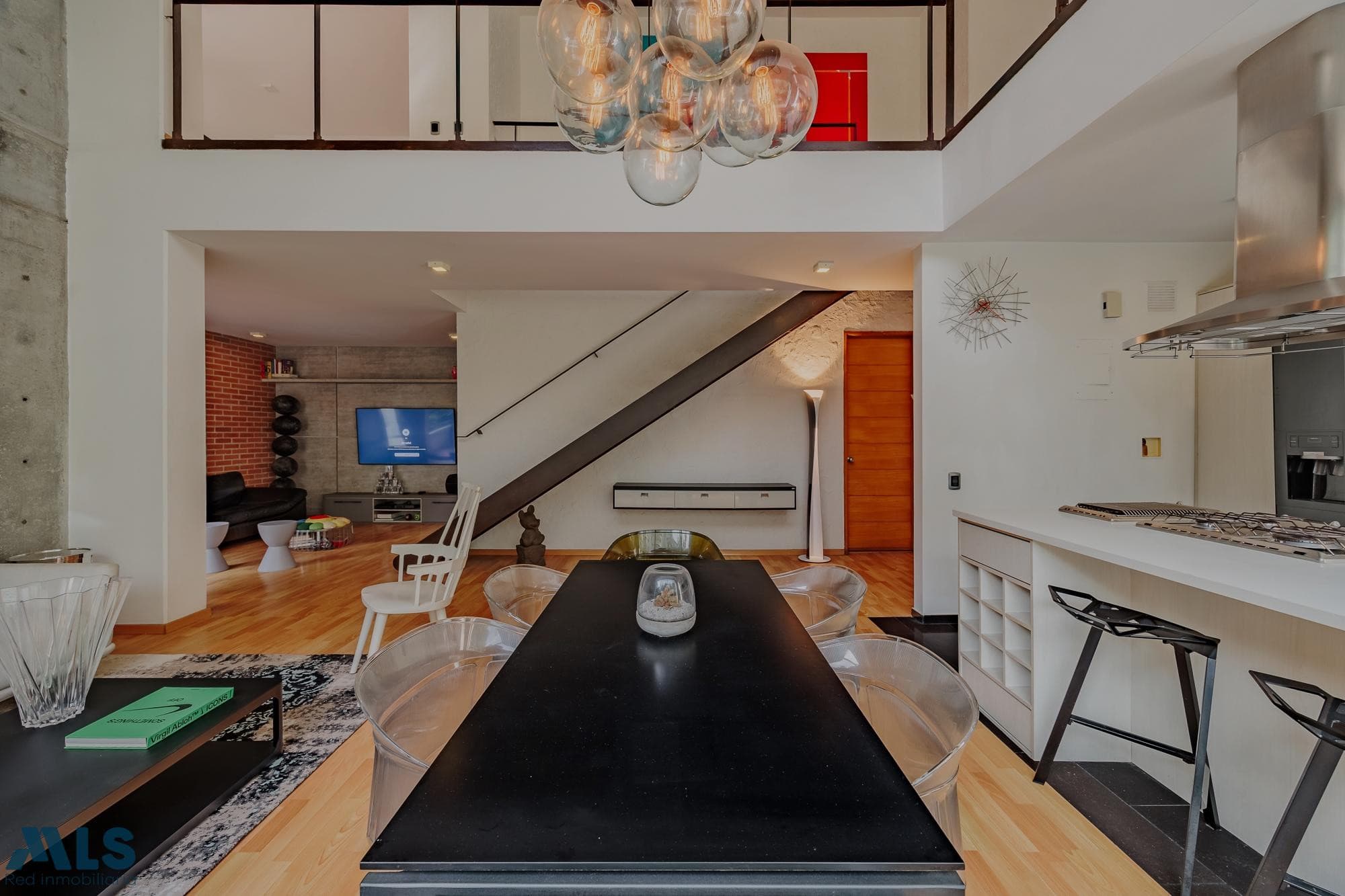 Apartamento en venta en Provenza, Poblado, Medellín — foto 1 de 27