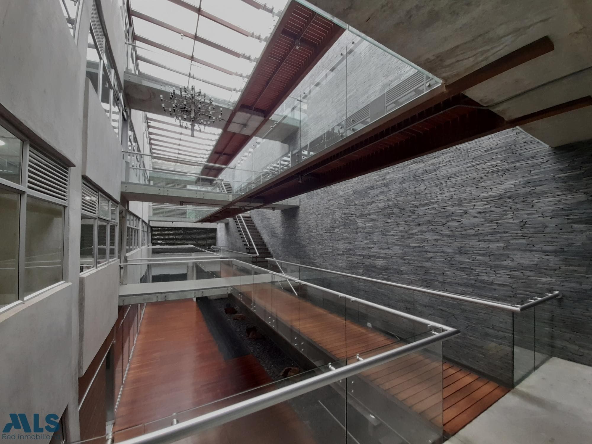Oficina en venta en Astorga, Poblado, Medellín — foto 1 de 13