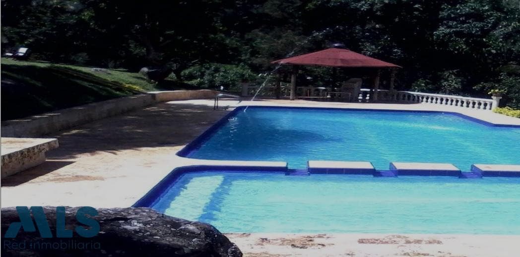 Finca Recreativa en venta en Colombia, Norte, Girardota — foto 1 de 22