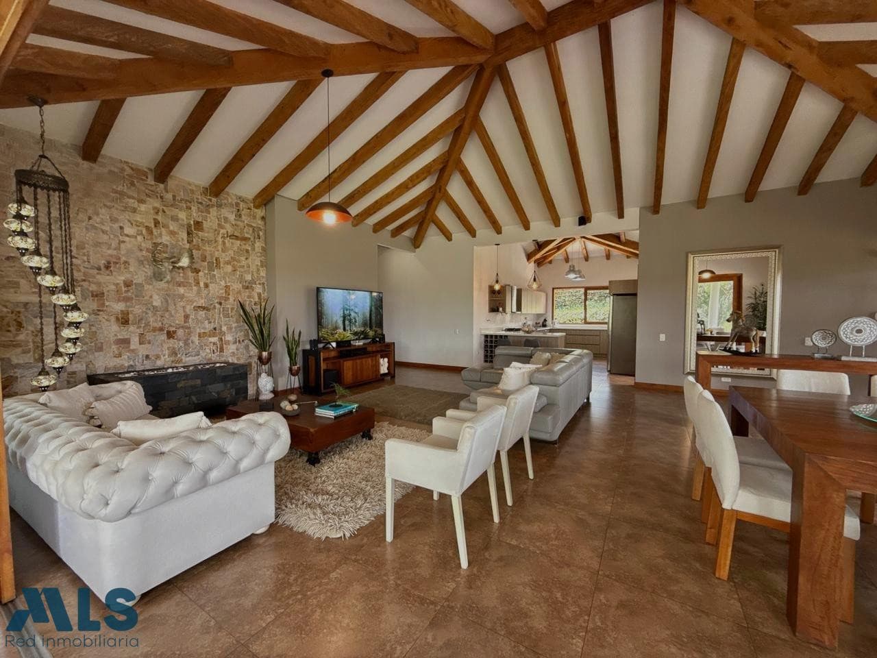 Casa en venta en Corredor San Anonio La Ceja, Oriente Antioqueño, El Carmen — foto 1 de 24