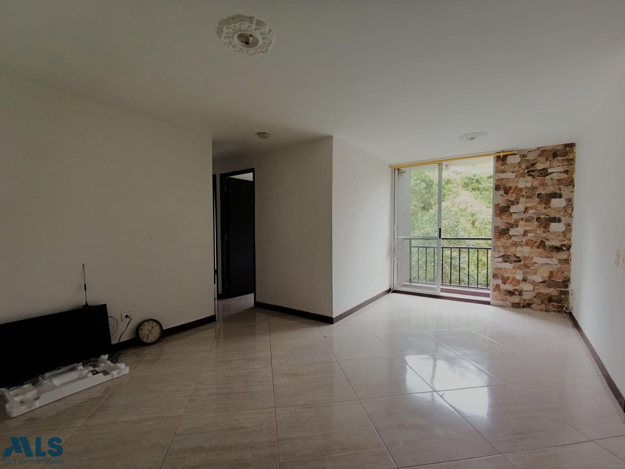 Apartamento en venta en Calasanz, Occidente, Medellín — foto 1 de 10