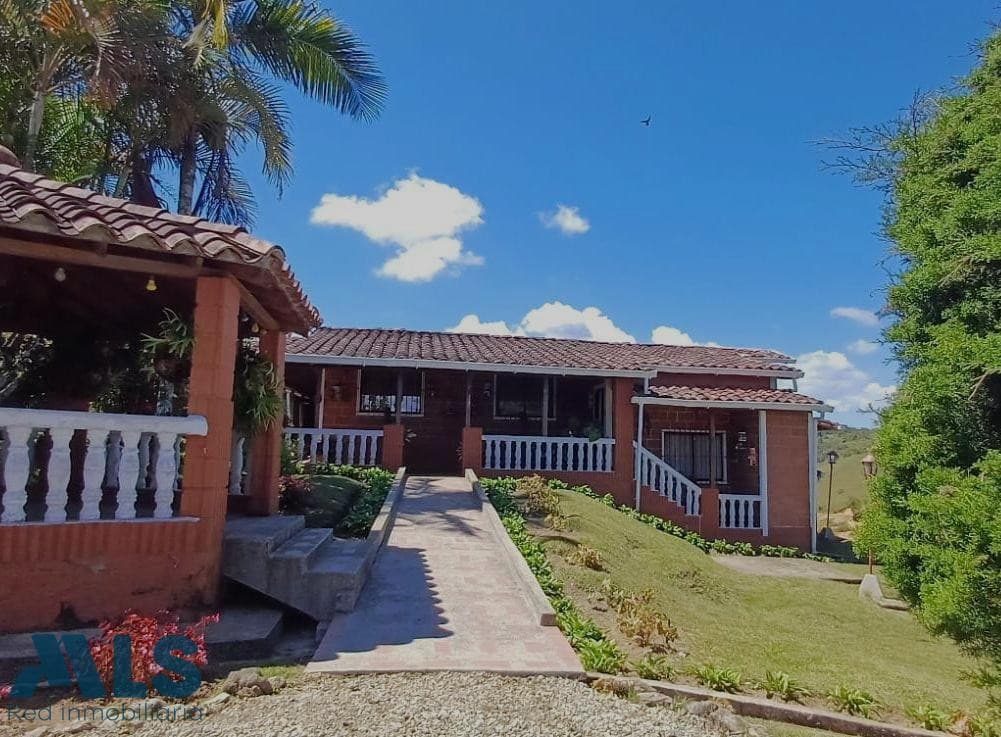 Finca Recreativa en venta en V. Marial, Oriente Antioqueño, El Peñol — foto 1 de 11