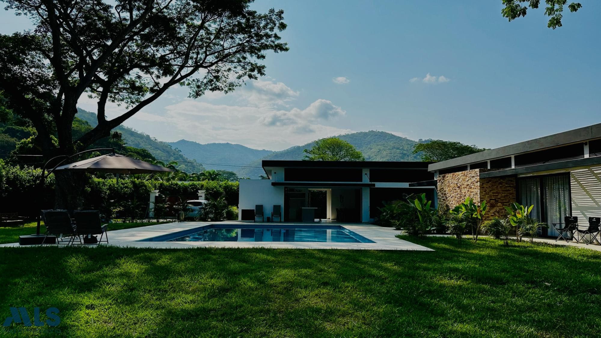 Finca Recreativa en venta en V. San Nicolas, Occidente Antioqueño, Sopetrán — foto 1 de 10