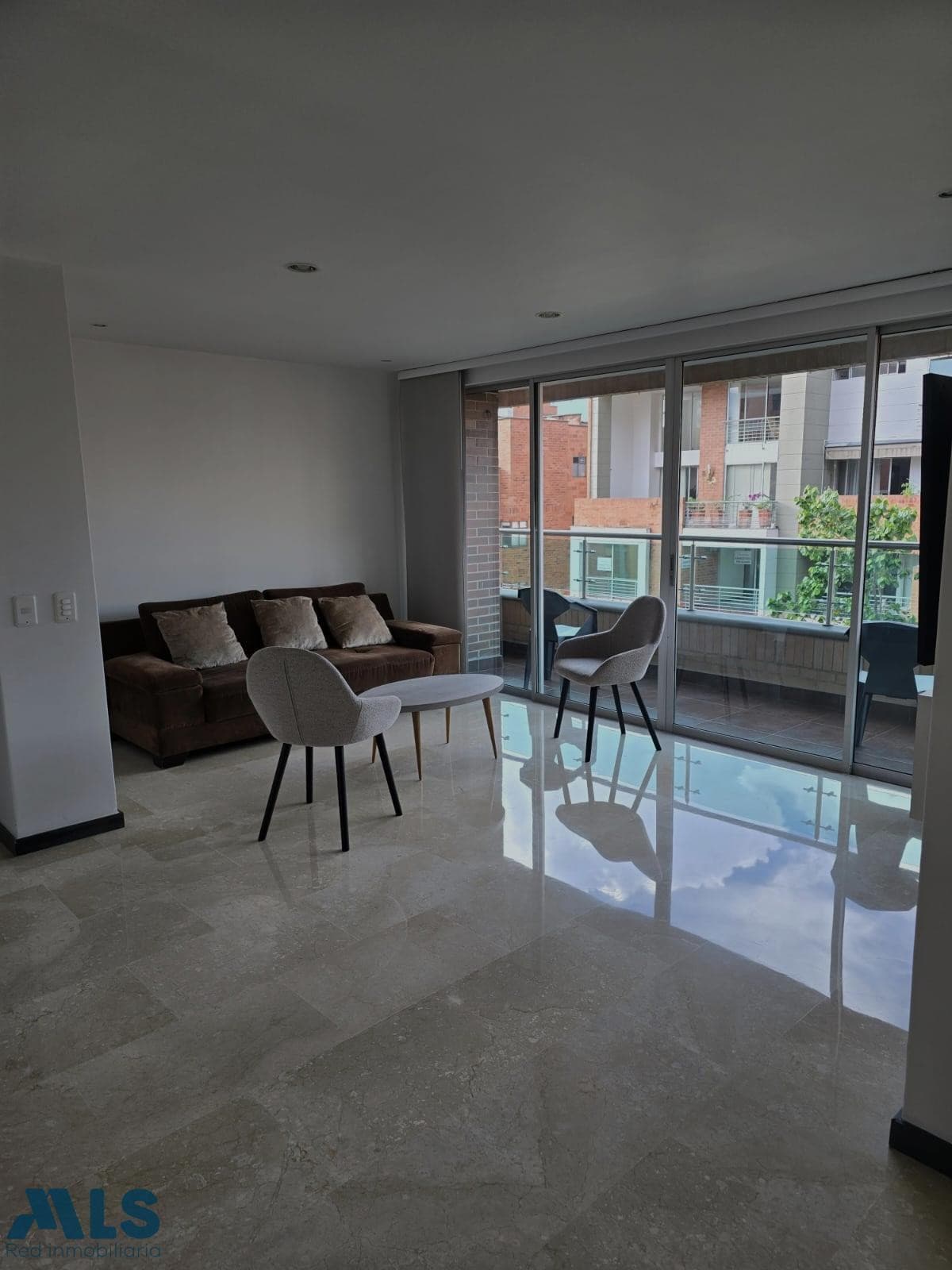 Apartamento en venta en Bosques De Zuñiga, Aburra Sur, Envigado — foto 1 de 12