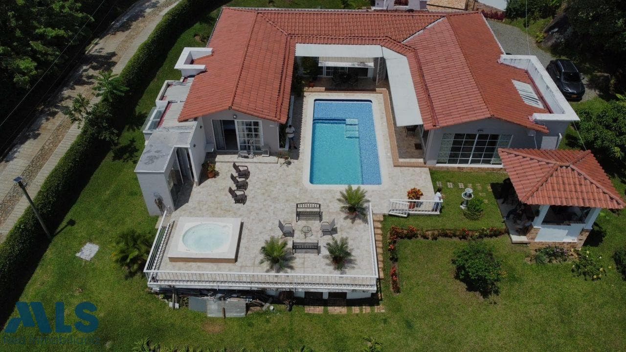 Finca Recreativa en venta en La Amalia, Otras Zonas, Venecia — foto 1 de 35