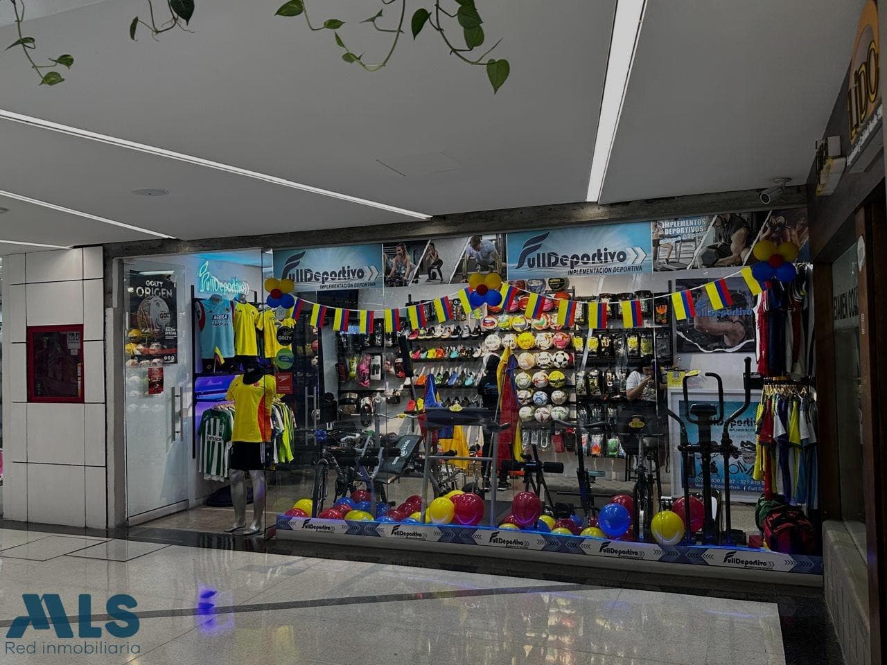 Local Comercial en venta en Sucre, Centro, Medellín — foto 1 de 9
