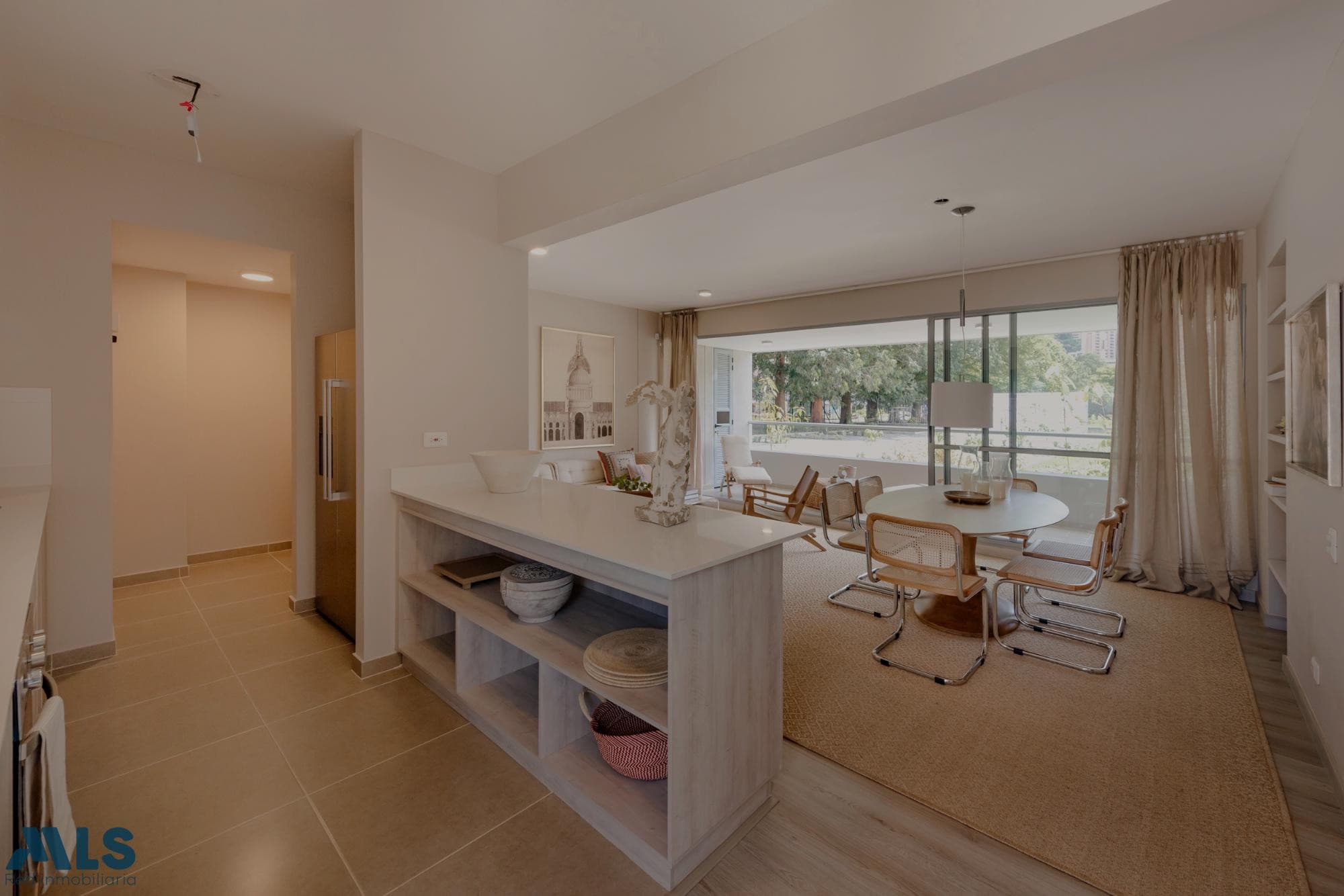 Apartamento en venta en Ciudad Del Rio, Poblado, Medellín — foto 1 de 29
