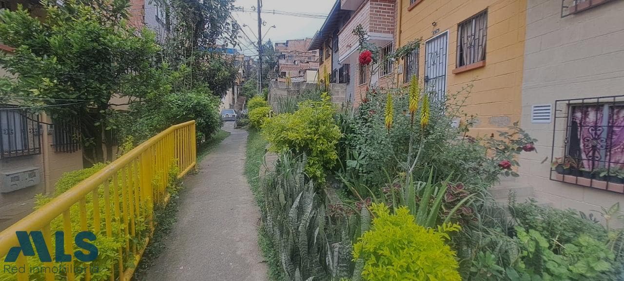 Casa en venta en Urbano, Aburra Sur, San Antonio De Prado — foto 1 de 18