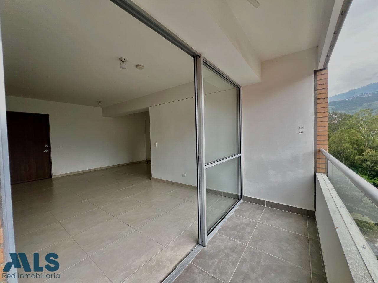 Apartamento en venta en San José Obrero, Norte, Bello — foto 1 de 20