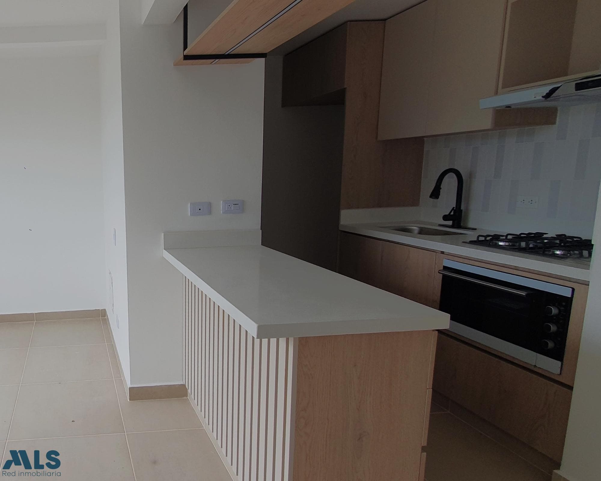 Apartamento en venta en V. Primavera, Aburra Sur, Caldas — foto 1 de 15