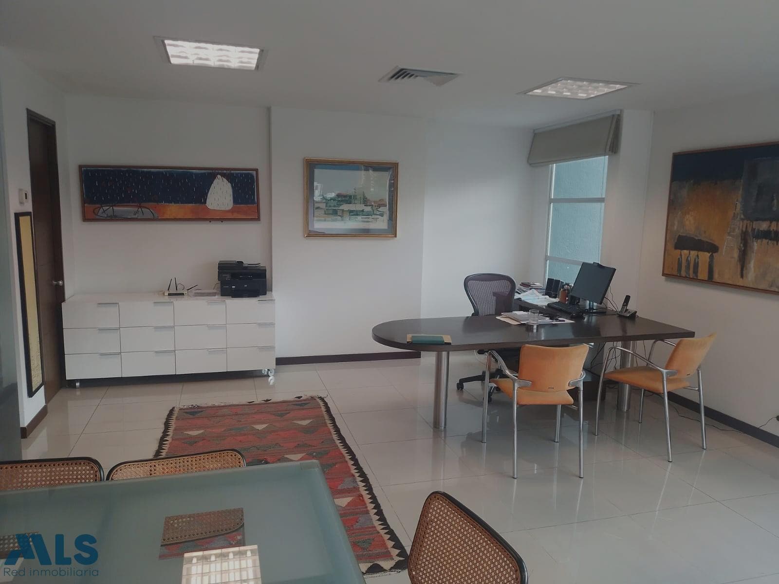 Oficina en venta en El Tesoro, Poblado, Medellín — foto 1 de 15