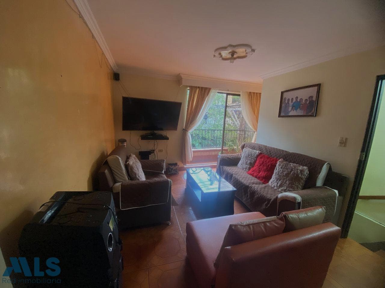 Casa en venta en El Rincón, Belén Guayabal, Medellín — foto 1 de 26