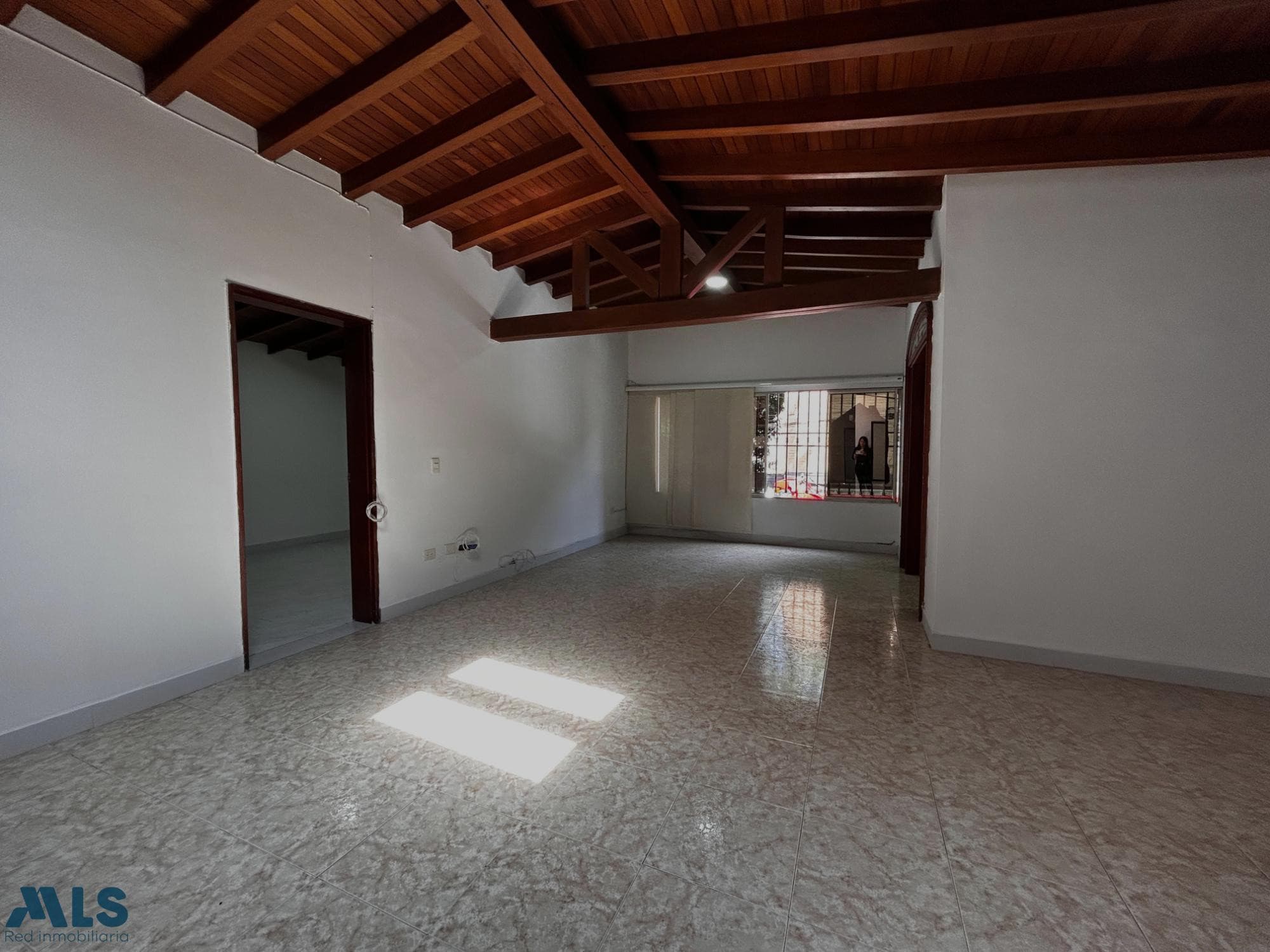 Casa en venta en Estadio, Laureles, Medellín — foto 1 de 48