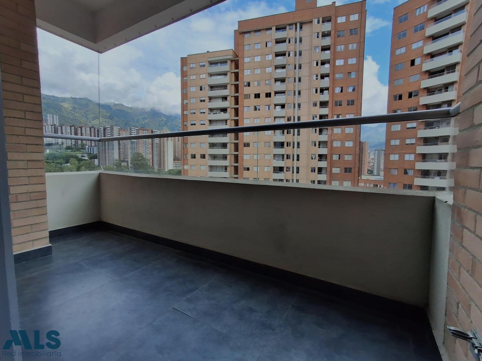 Apartamento en venta en Fabricato, Norte, Bello — foto 1 de 19