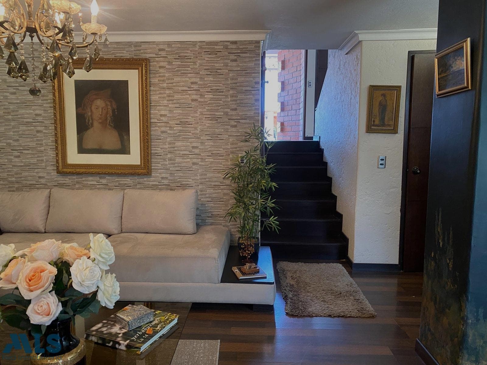 Casa en venta en Loma Del Escobero, Aburra Sur, Envigado — foto 1 de 15