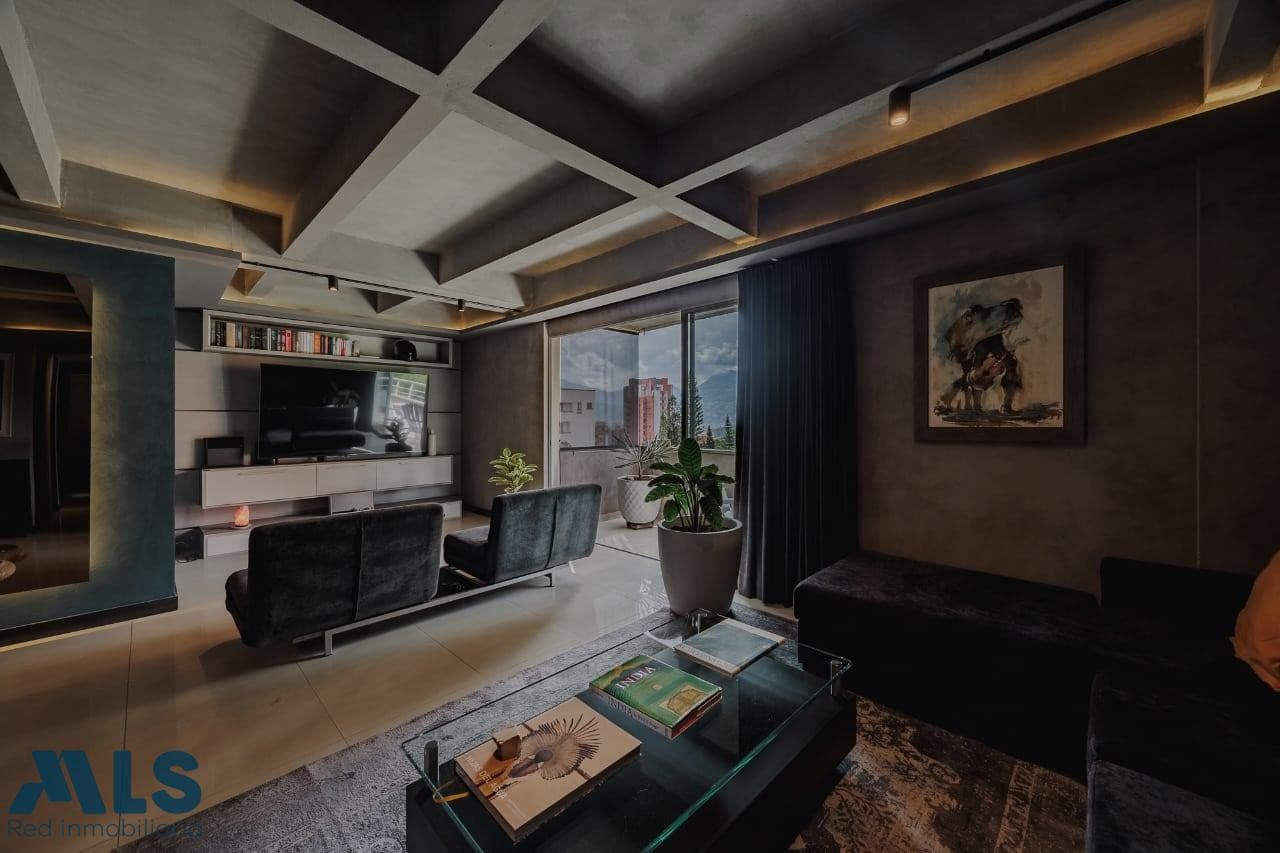 Apartamento en venta en Castropol, Poblado, Medellín — foto 1 de 24