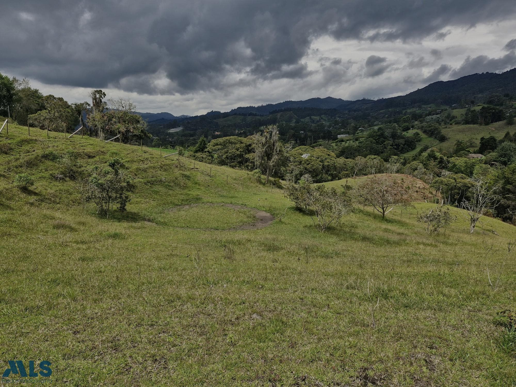 Lote Residencial en venta en V. El Tablazo, Oriente Antioqueño, Rionegro — foto 1 de 17