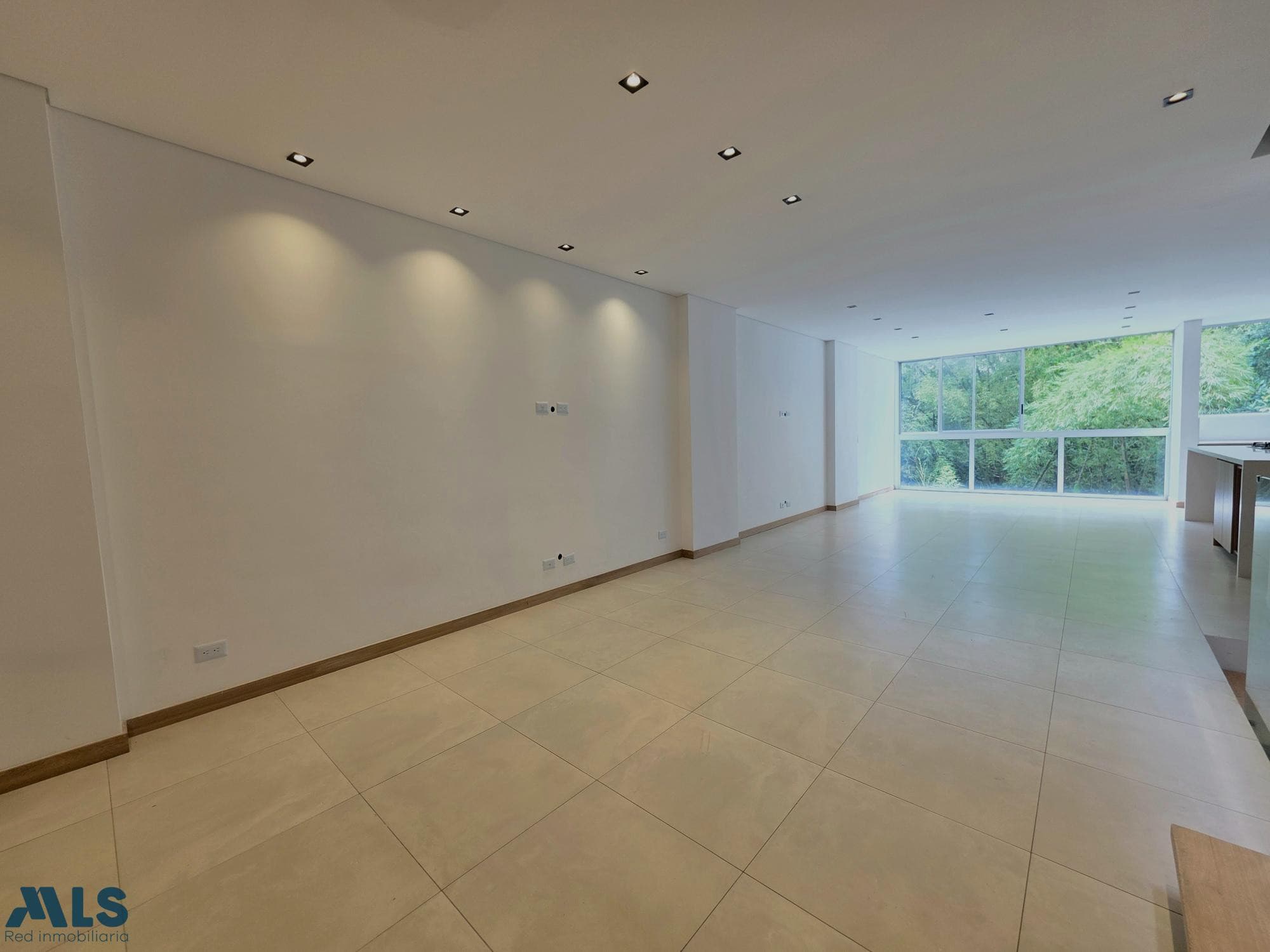 Casa en venta en Loma El Atravesado, Aburra Sur, Envigado — foto 1 de 44