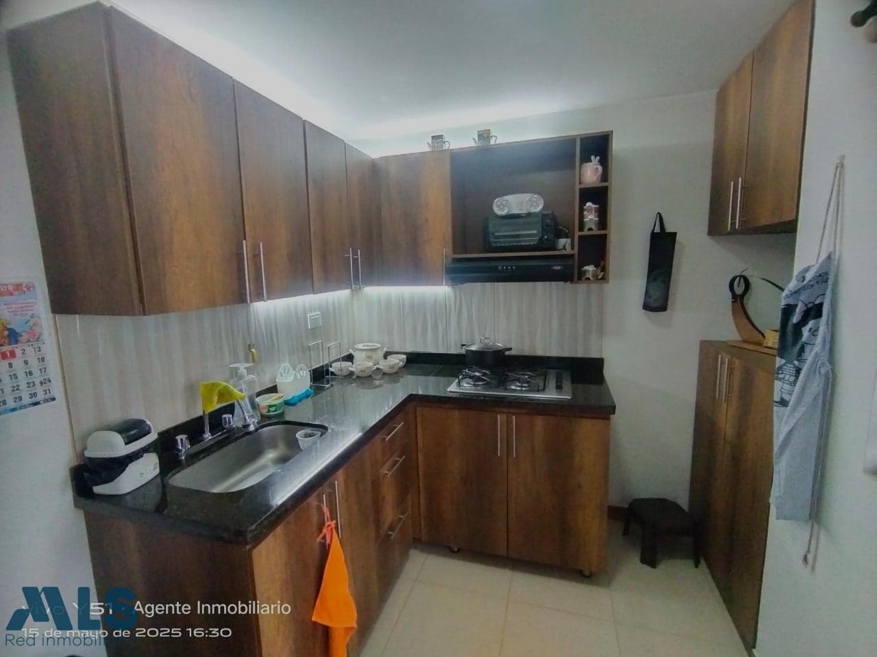 Apartamento en venta en Centro, Oriente Antioqueño, El Carmen — foto 1 de 30