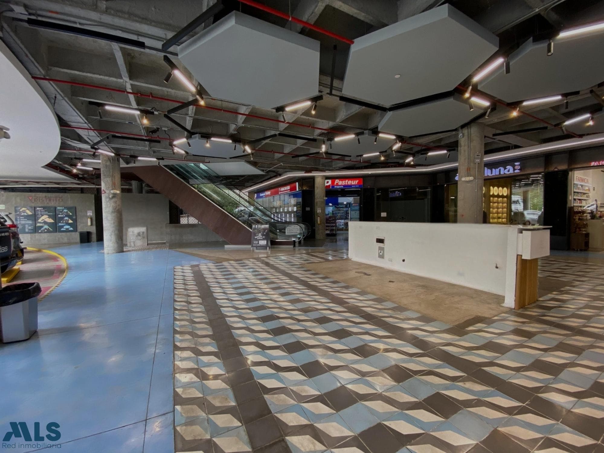 Local Comercial en venta en Loma De Benedictinos, Aburra Sur, Envigado — foto 1 de 8