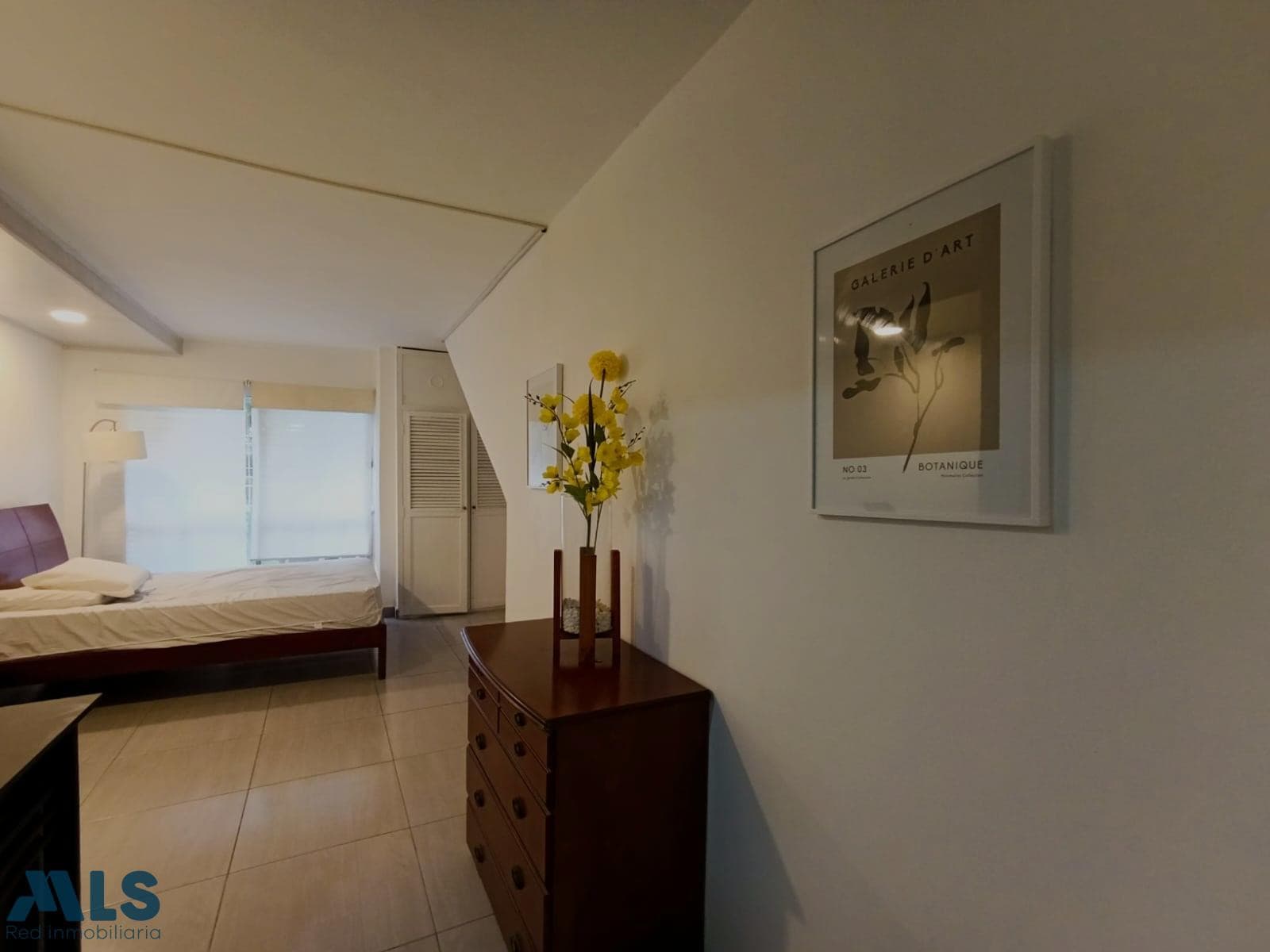 Apartamento en venta en Estadio, Laureles, Medellín — foto 1 de 15