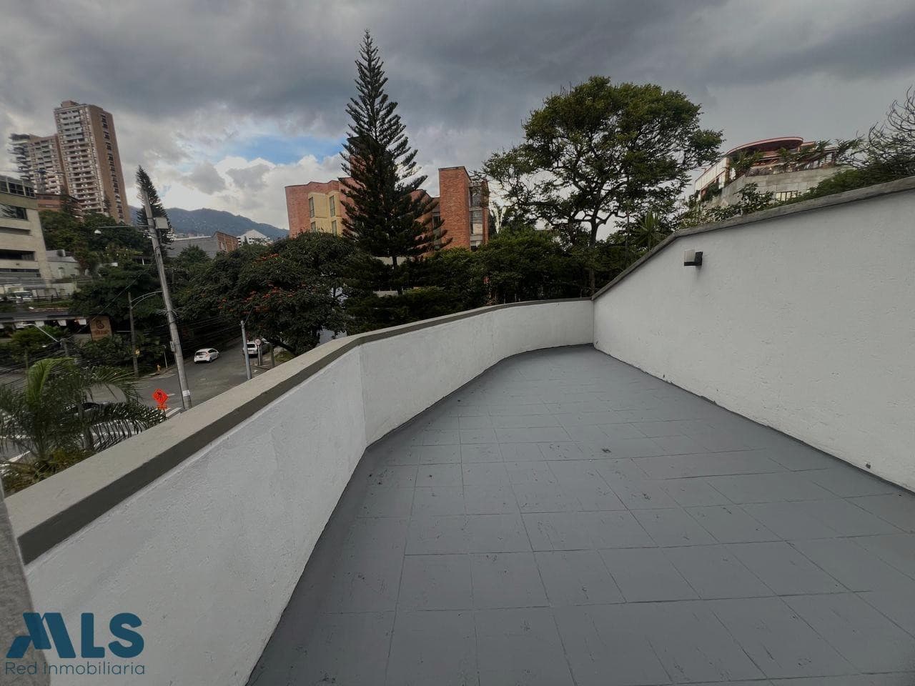 Oficina en venta en Manila, Poblado, Medellín — foto 1 de 13