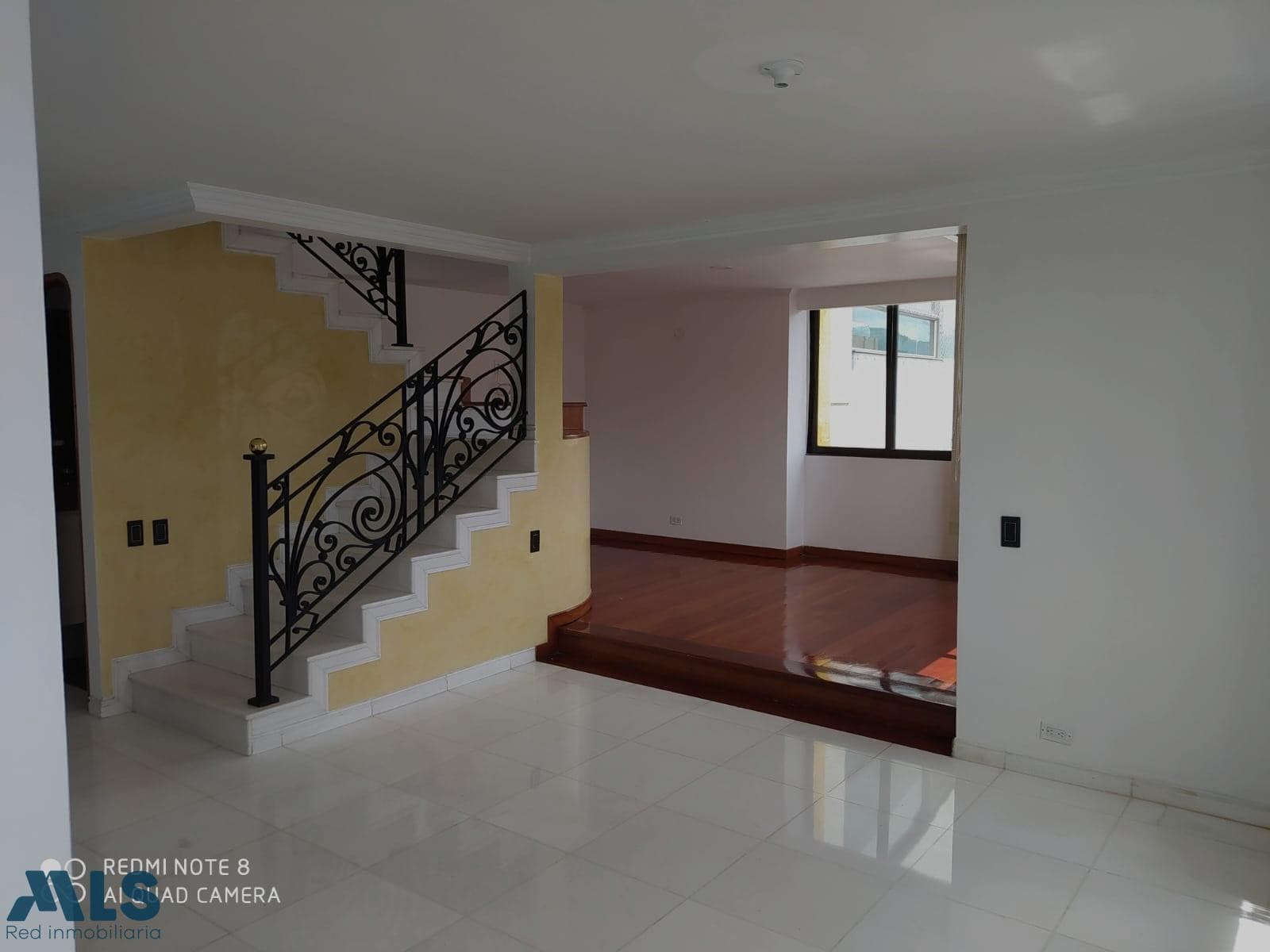 Apartamento en venta en Santa Teresita, Laureles, Medellín — foto 1 de 17