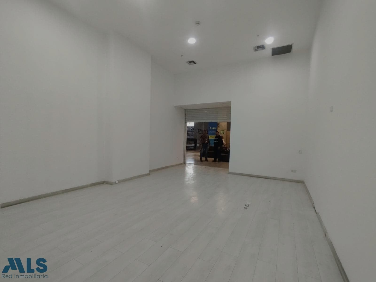 Local Comercial en venta en El Chagualo, Centro, Medellín — foto 1 de 13