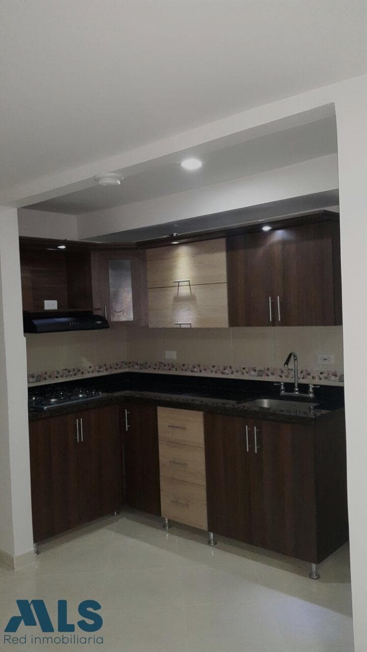 Apartamento en venta en Fontidueño, Norte, Bello — foto 1 de 8
