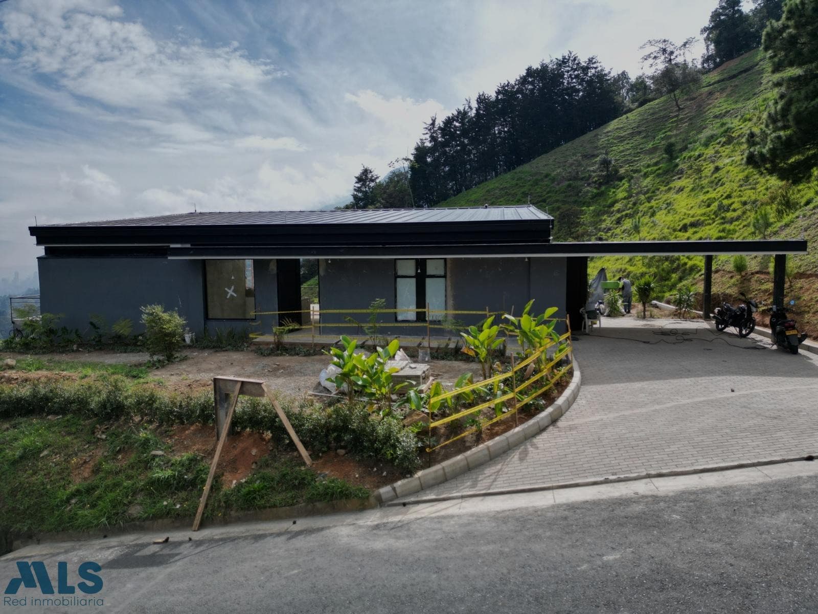 Casa en venta en El Salado, Aburra Sur, Envigado — foto 1 de 26