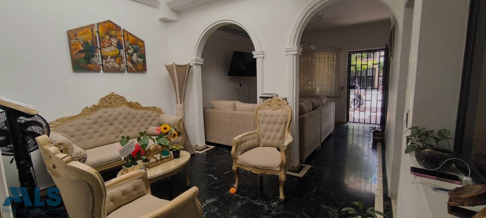 Casa en venta en San Bernardo, Belén Guayabal, Medellín — foto 1 de 11