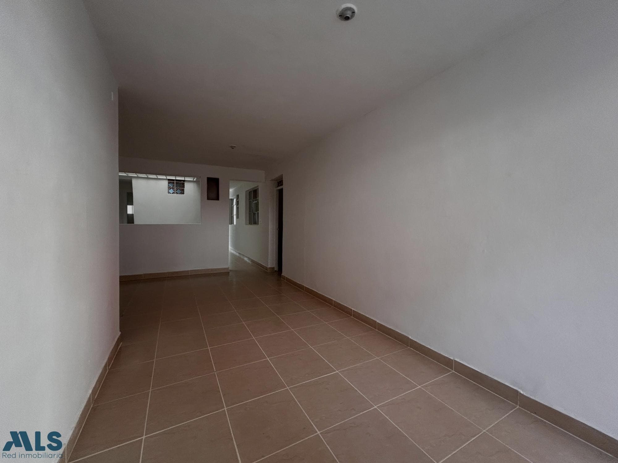 Apartamento en venta en Alejandro Echevarria, Centro, Medellín — foto 1 de 38