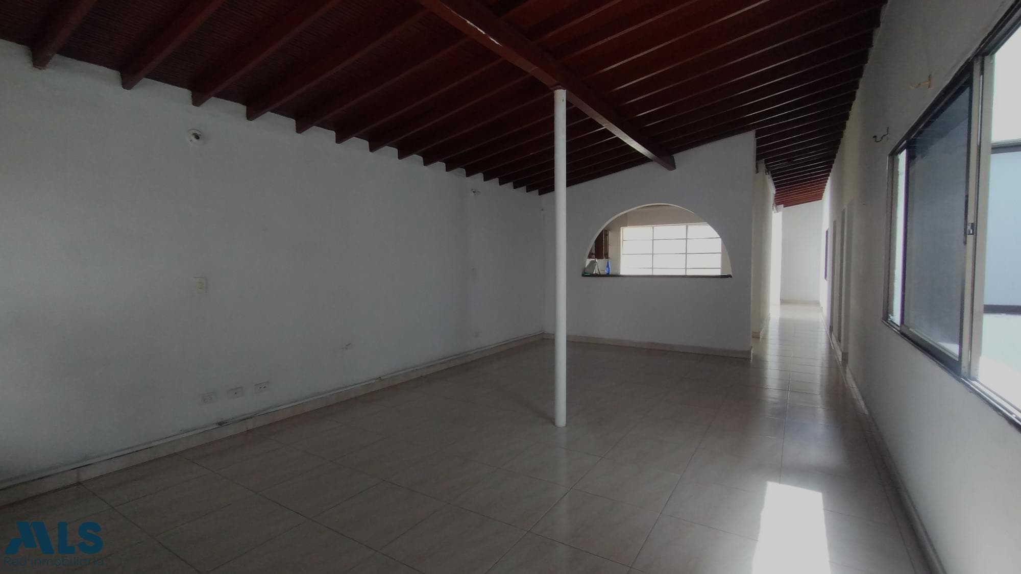 Casa en venta en Los Alpes, Belén Guayabal, Medellín — foto 1 de 9