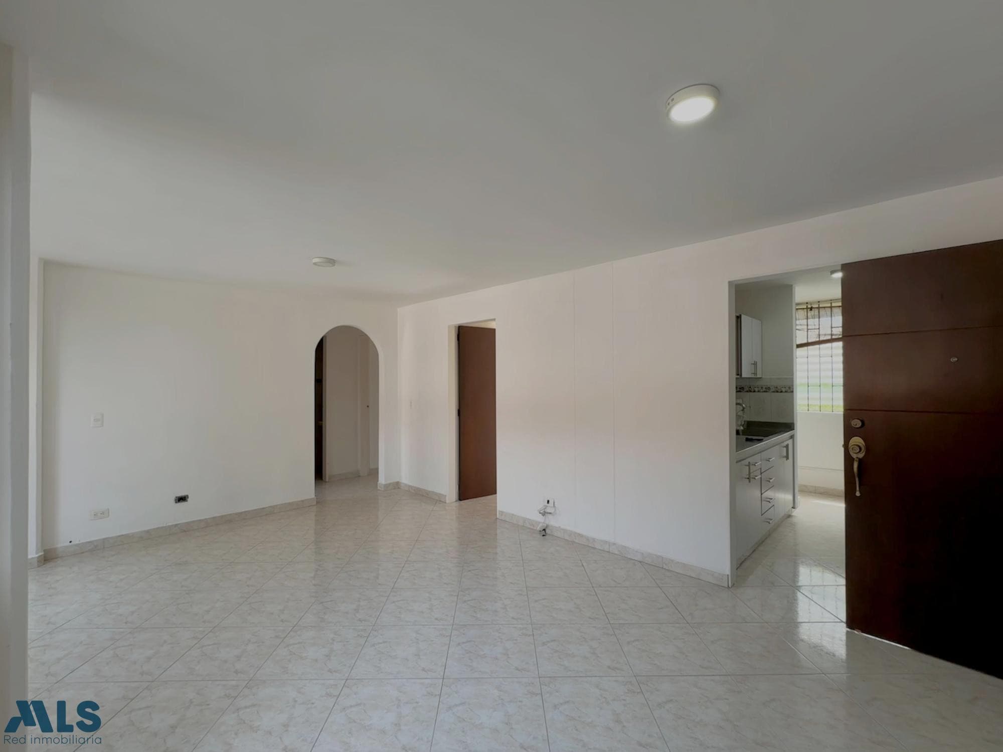 Apartamento en venta en San Diego, Poblado, Medellín — foto 1 de 16