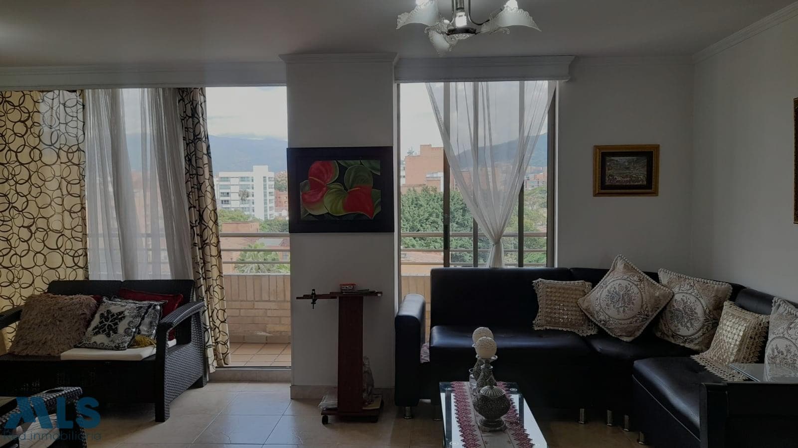 Apartamento en venta en Estadio, Laureles, Medellín — foto 1 de 18