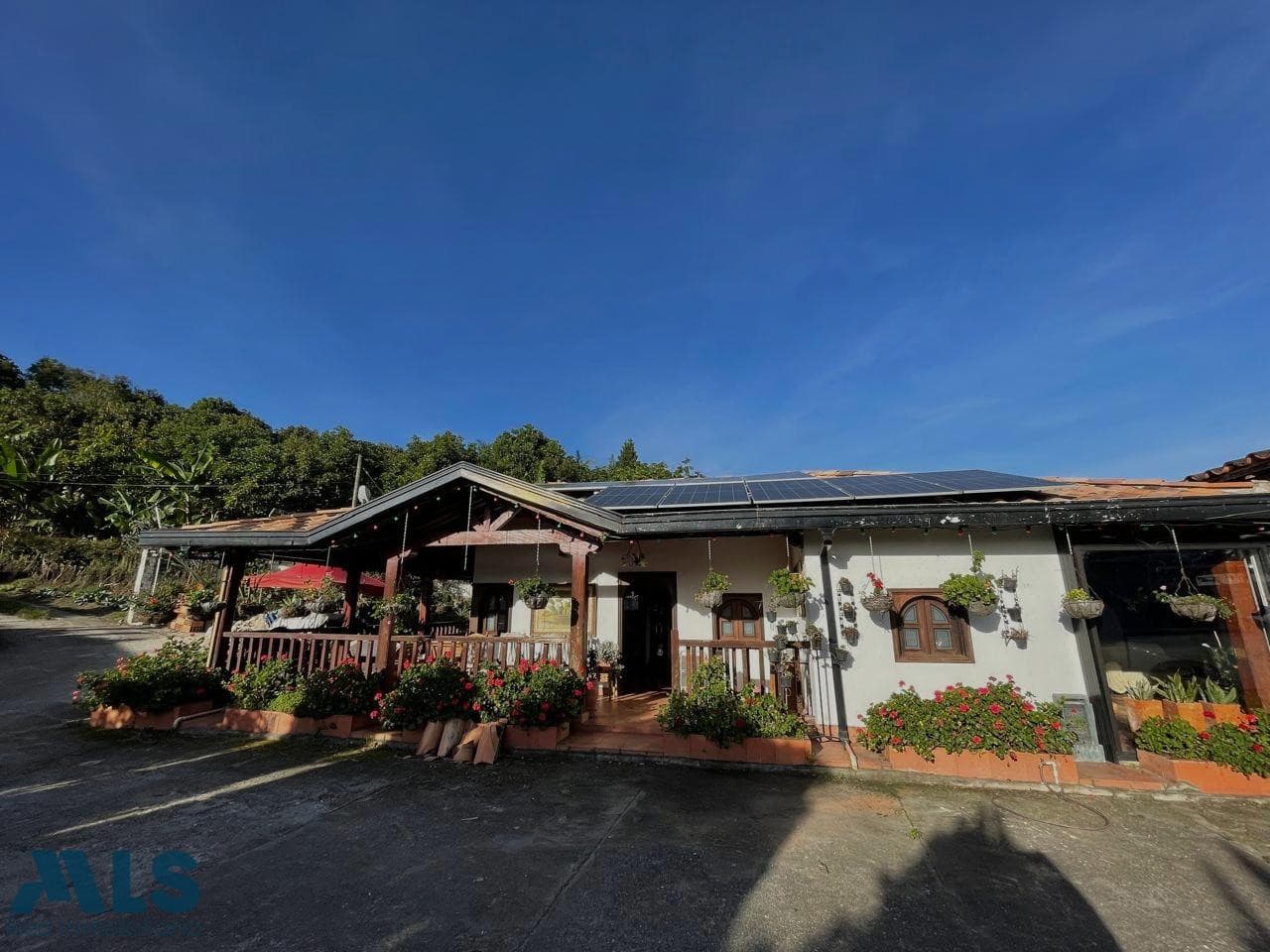 Casa en venta en V. Mampuesto, Oriente Antioqueño, Rionegro — foto 1 de 50