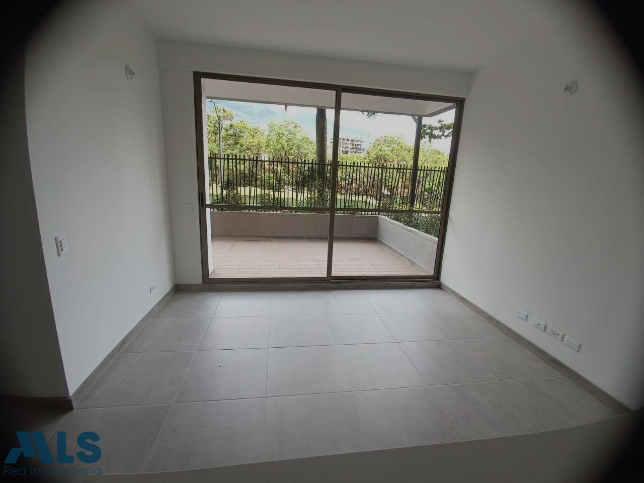Apartamento en venta en Santa Ana, Norte, Bello — foto 1 de 20