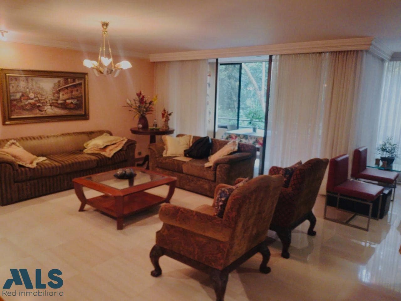 Apartamento en venta en Milla De Oro, Poblado, Medellín — foto 1 de 24