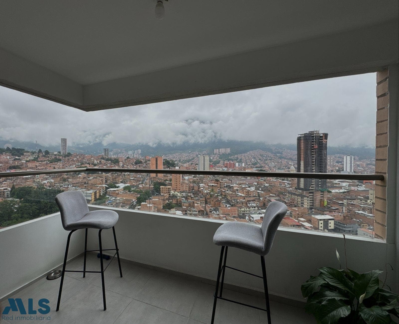 Apartamento en venta en Santa Ana, Norte, Bello — foto 1 de 17