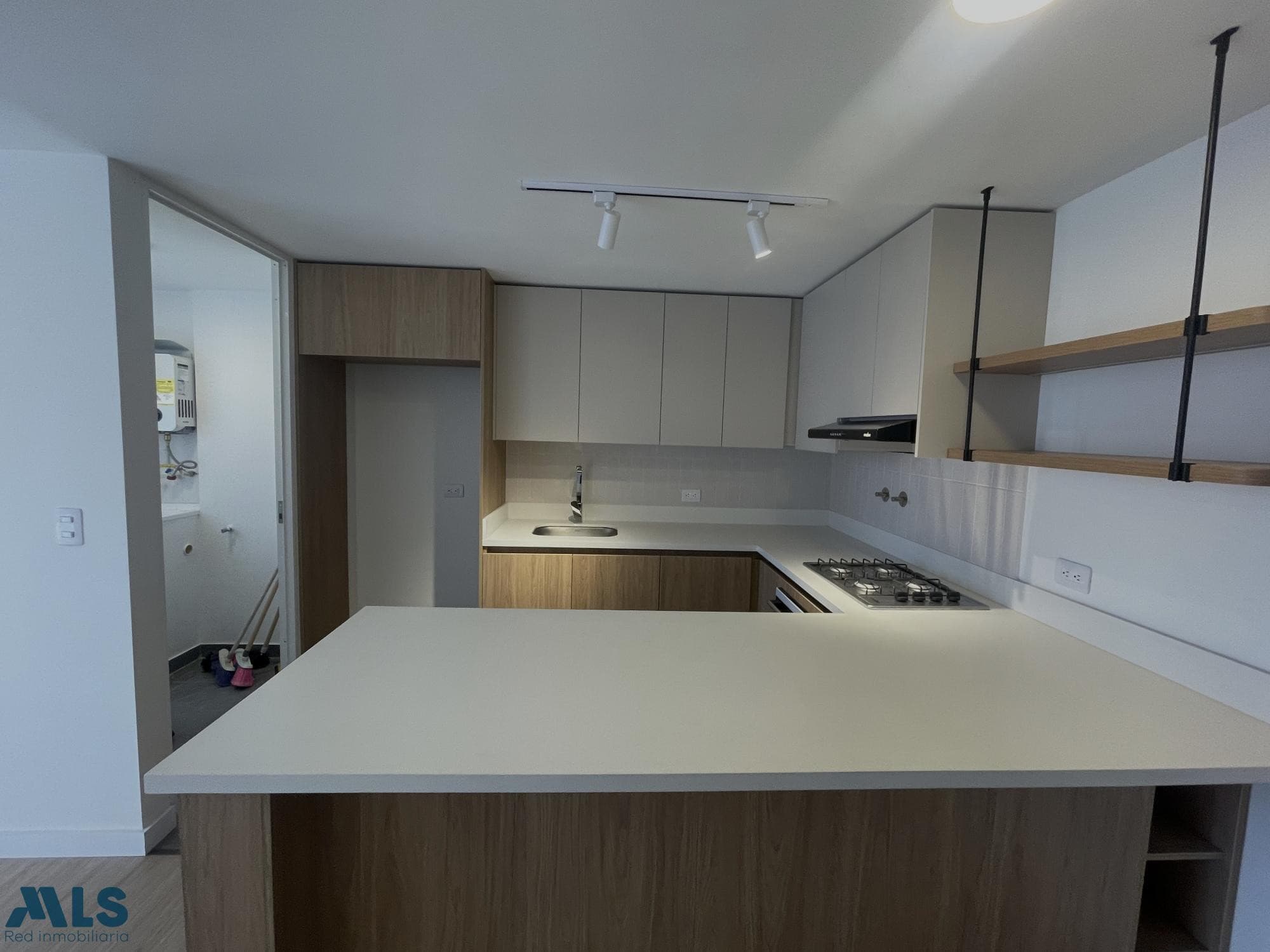 Apartamento en venta en Santa Ana, Norte, Bello — foto 1 de 28