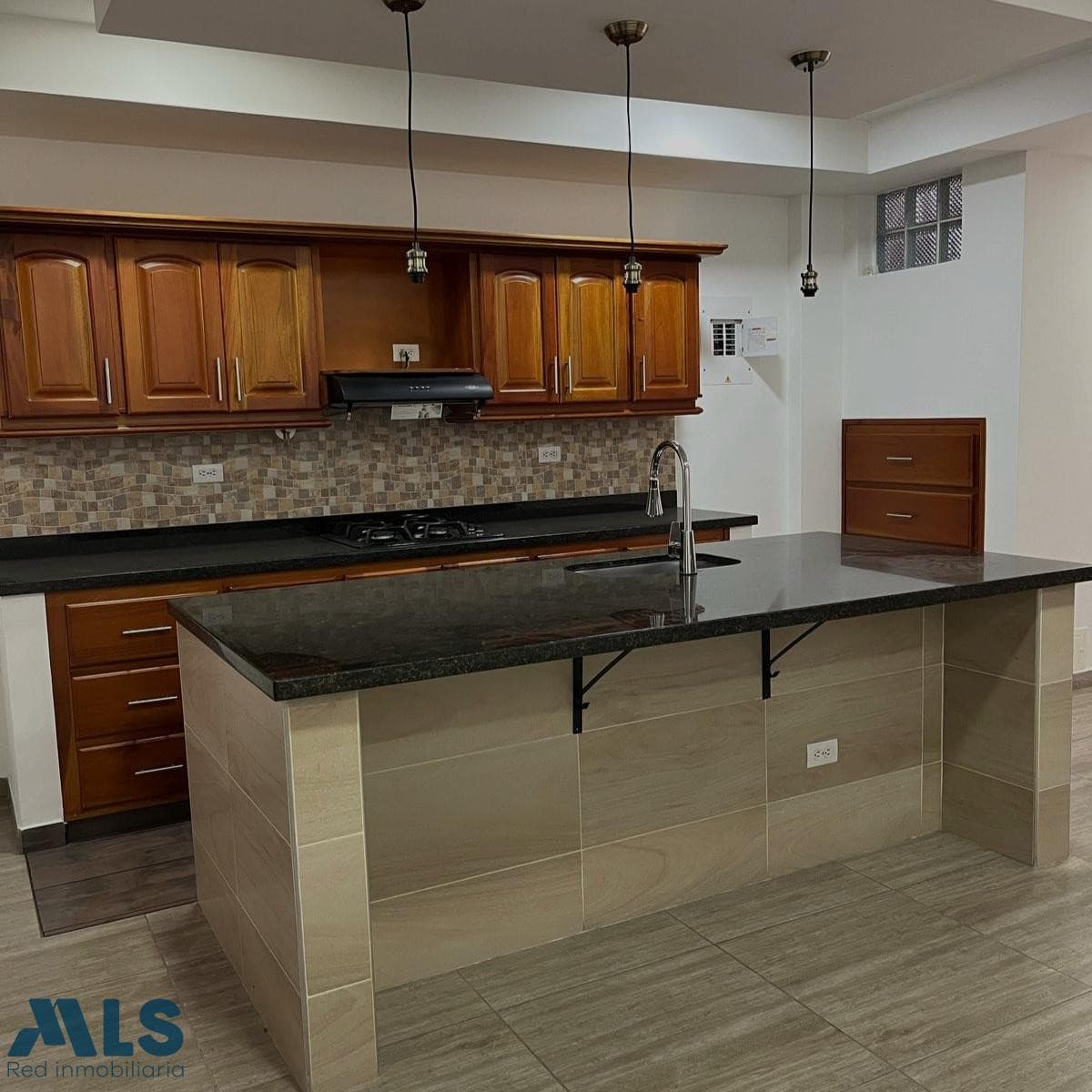 Casa en venta en Almería, Laureles, Medellín — foto 1 de 15